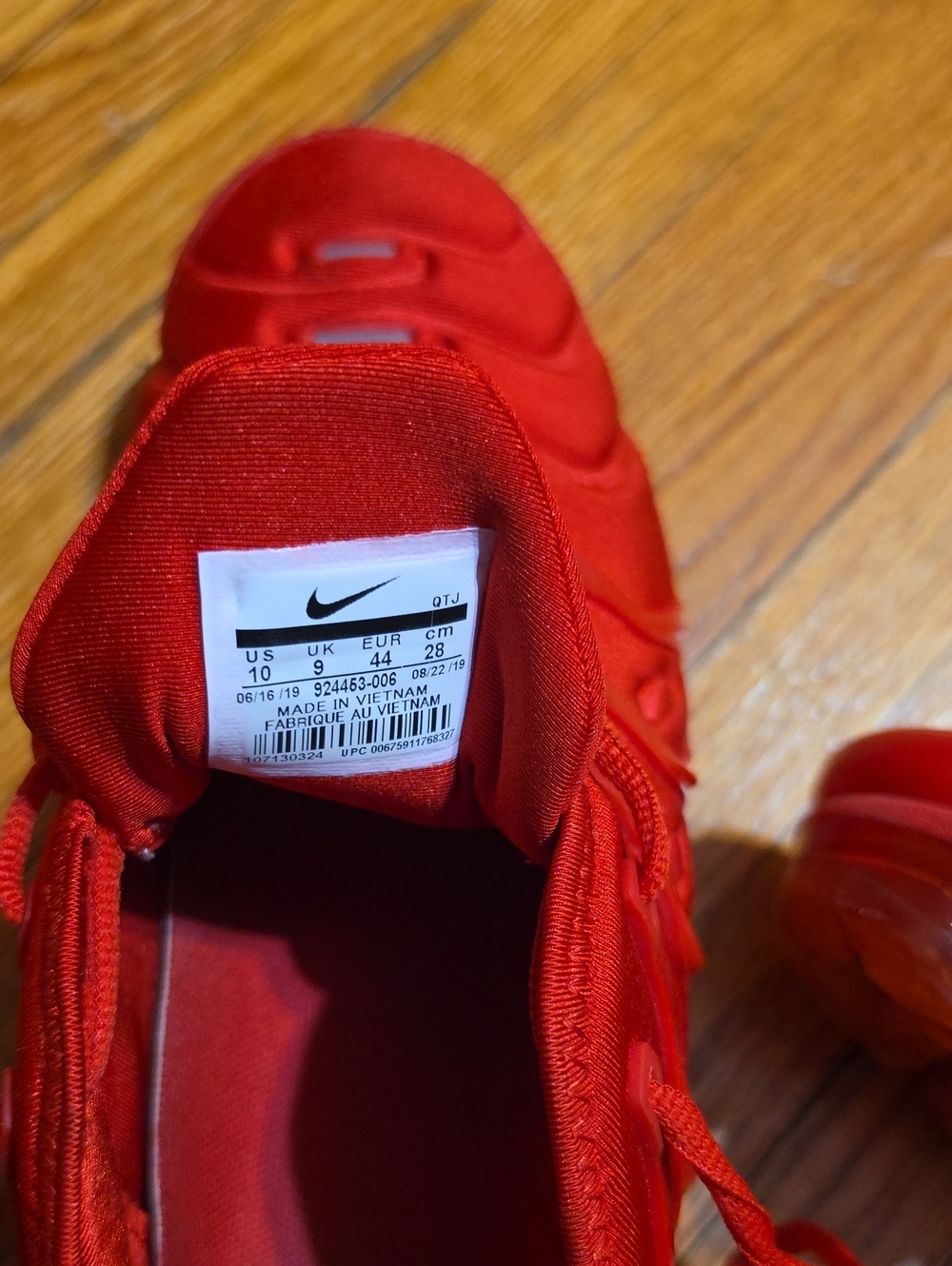 Nike Men’s Athletic Shoes - Bright Red - Picture 3 of 4